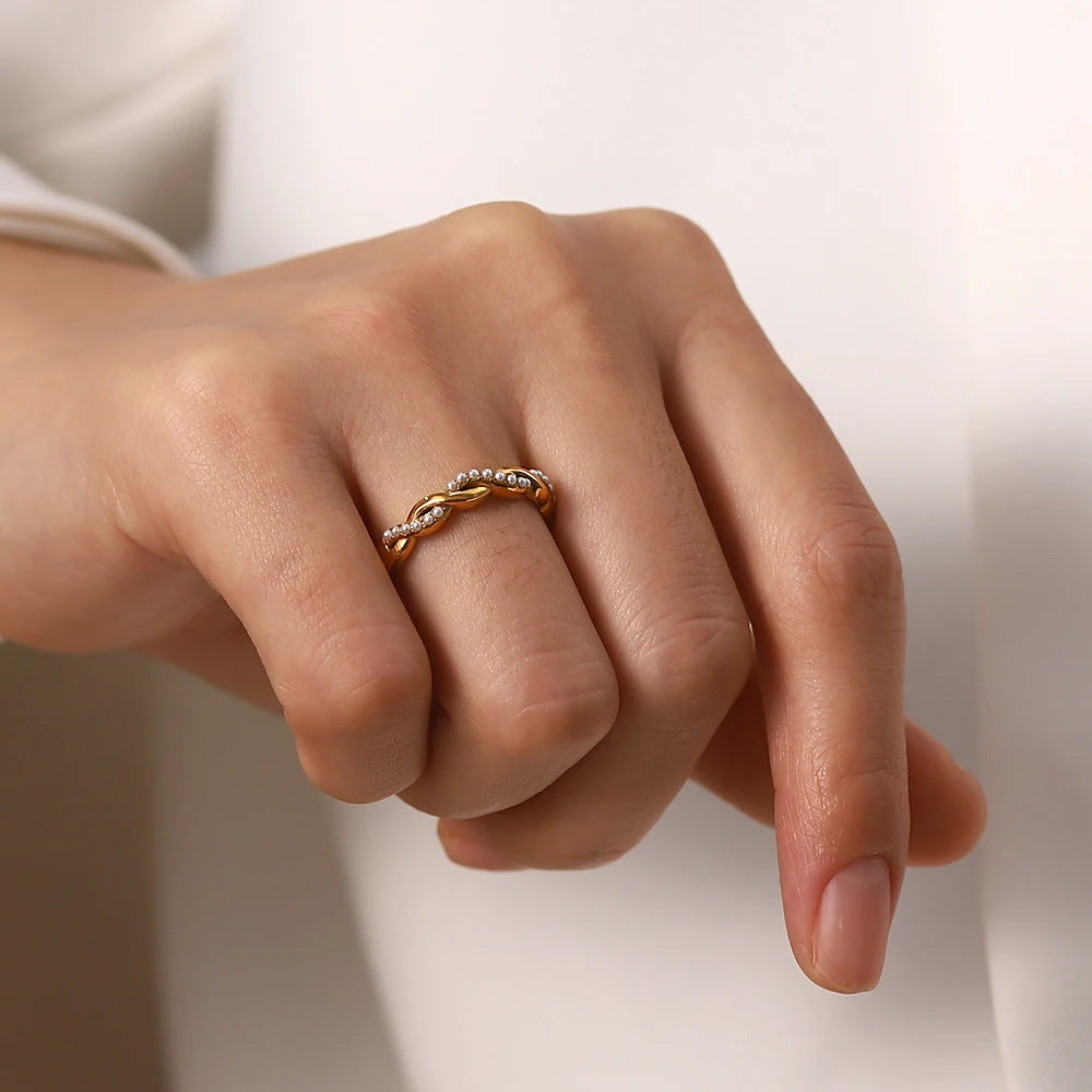 18 Karat Gold Vergoldeter Verstellbarer Gedrehter Kleiner Perlenring
