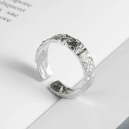 925 Sterling Silber Vergoldeter Verstellbarer Ring mit Rauer Textur