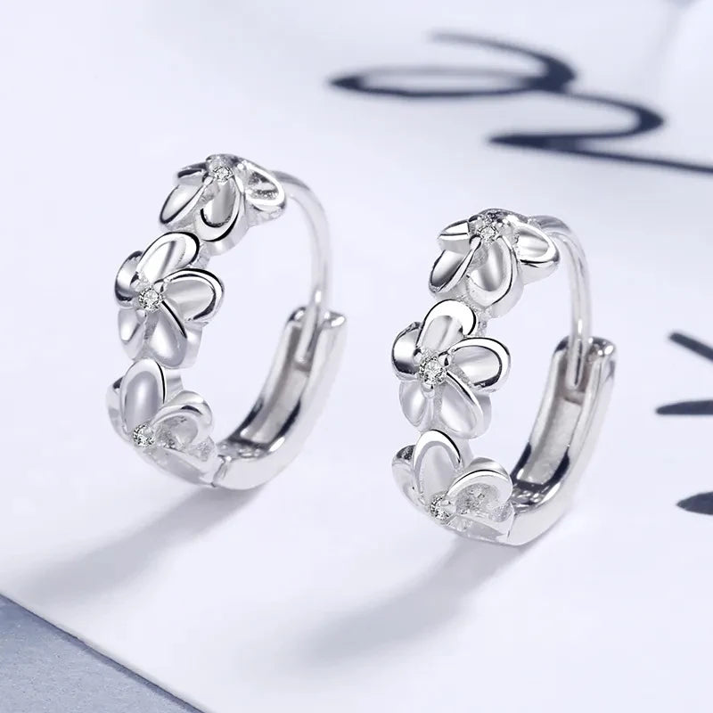 925 Silber Vergoldete Ohrringe mit kleinen Blumen