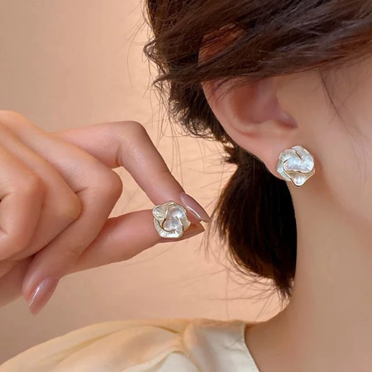18-Karat Gold Vergoldete Blumen Ohrringe