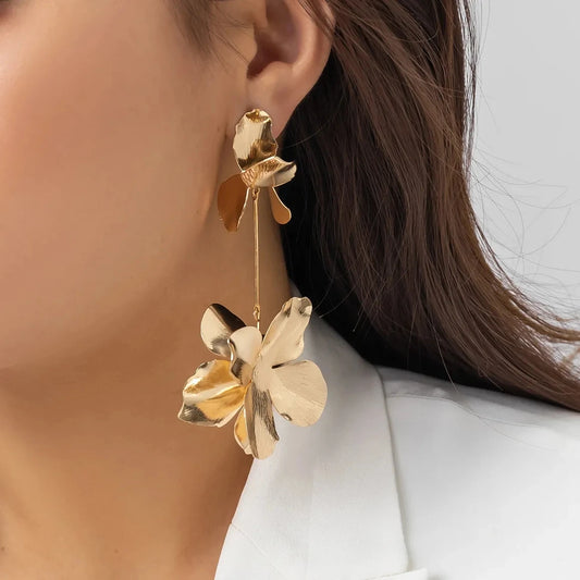 18-Karat Gold Vergoldete Blumenanhänger Ohrringe