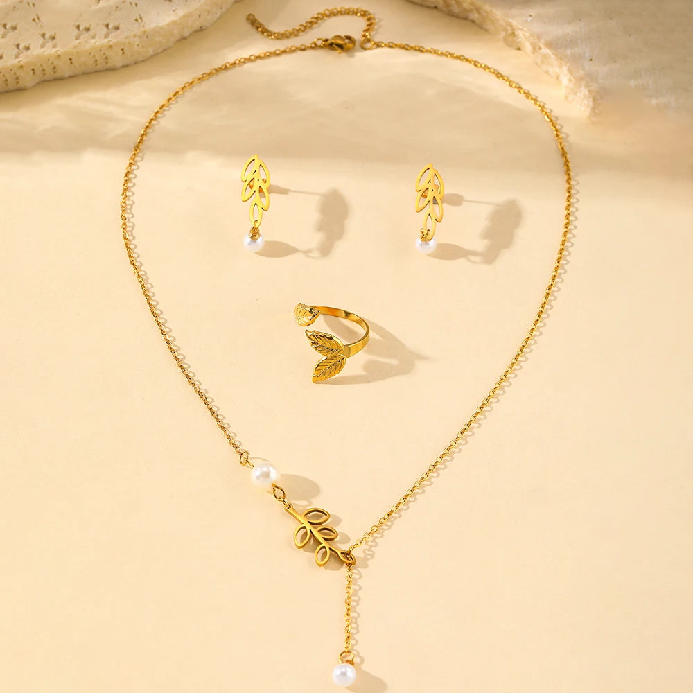 18 Karat Gold Vergoldetes Blatt-Schmuckset mit Perle