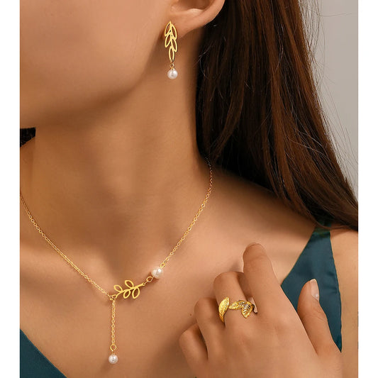 18 Karat Gold Vergoldetes Blatt-Schmuckset mit Perle